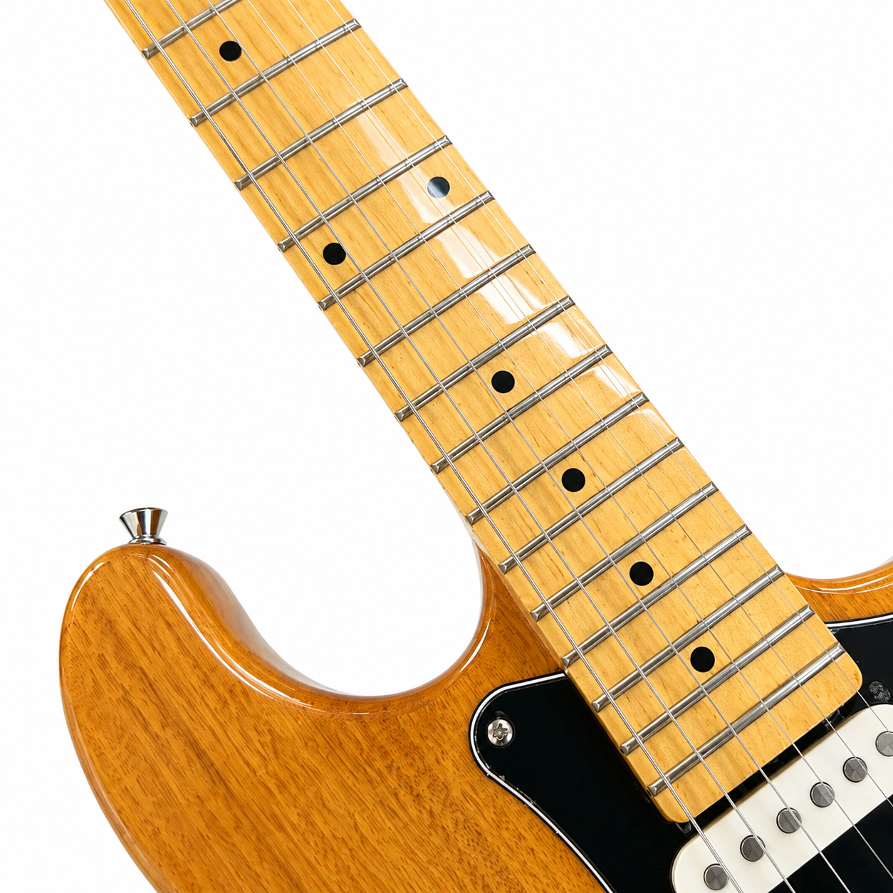 Costom Electric Guitar Maple Fingerboard Alder Body SSS pickups Electric Guitar-themed Gift Free Shipping