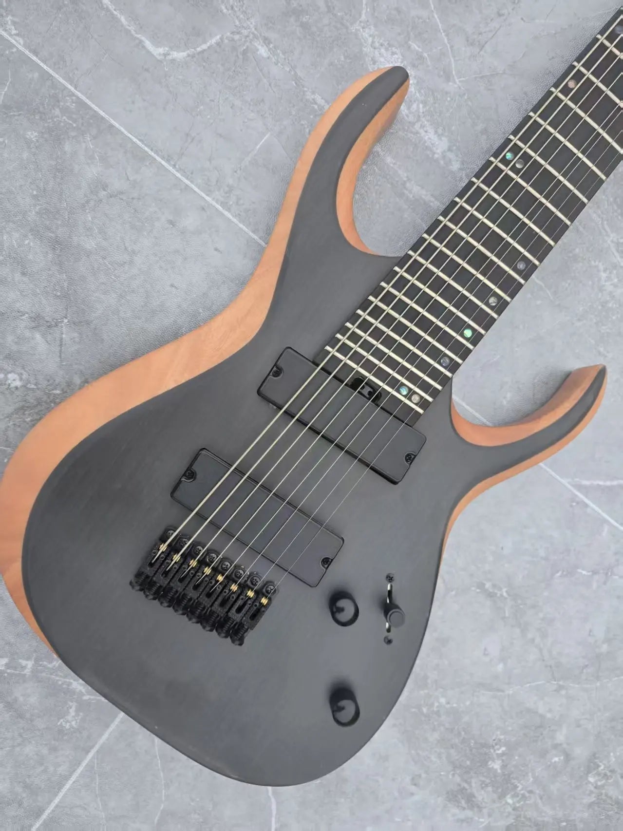 8-String Oblique Electric Guitar – Modern Extended Range Design