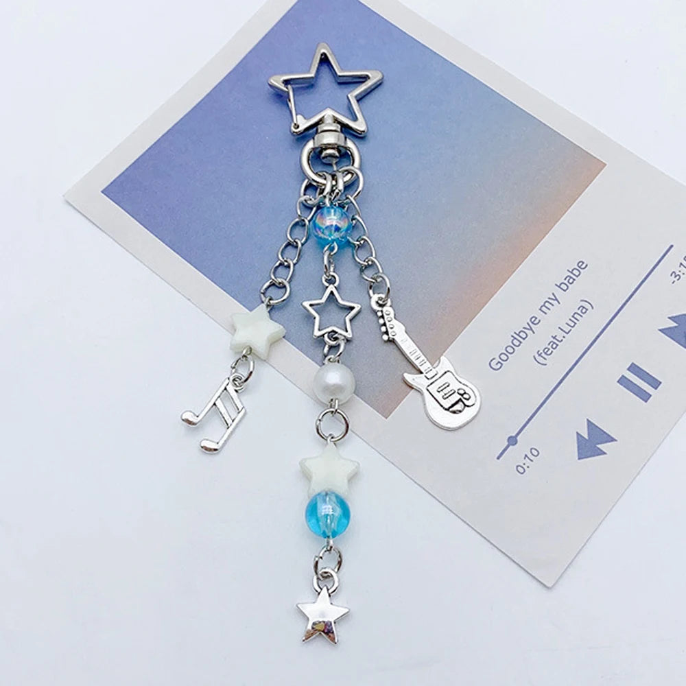 Kawaii Star Guitar Keychain – Cute Bag Charm Gift for Music Lovers