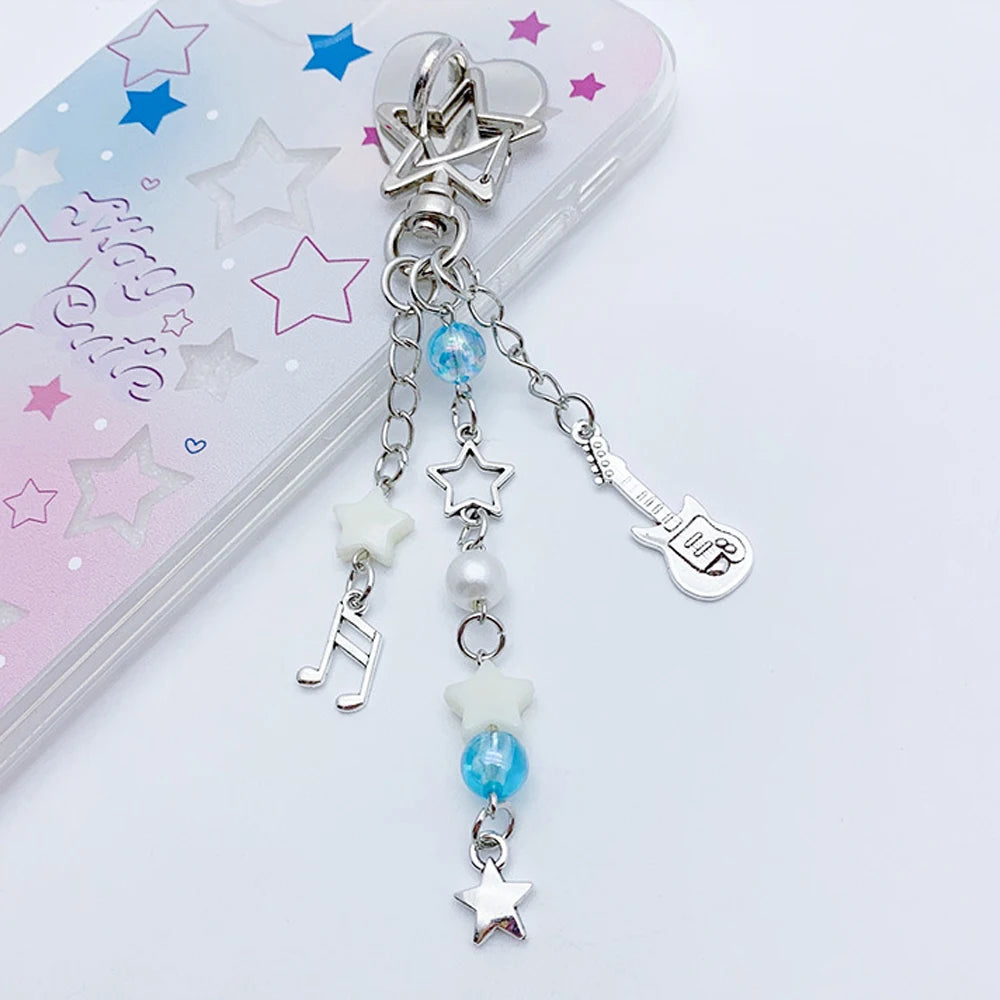 Kawaii Star Guitar Keychain – Cute Bag Charm Gift for Music Lovers