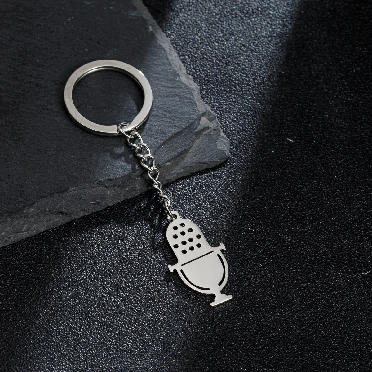 Stainless Steel Guitar Keychain – Handmade Music Charm Festival Gift