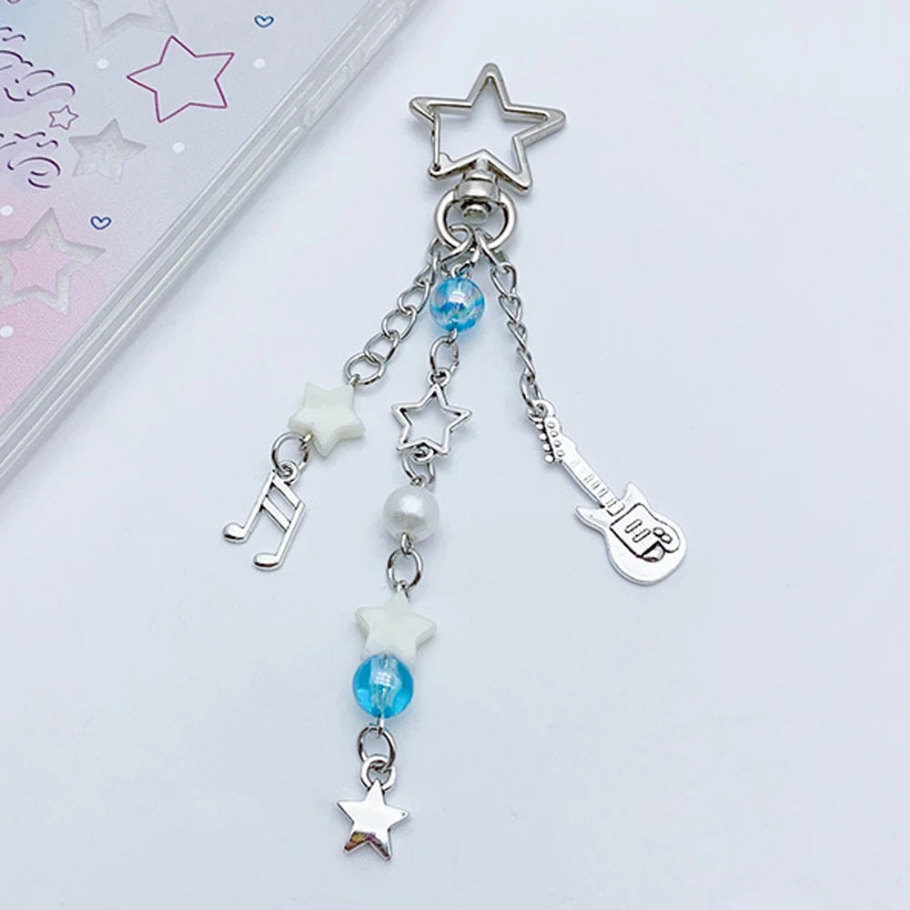 Kawaii Star Guitar Keychain – Cute Bag Charm Gift for Music Lovers