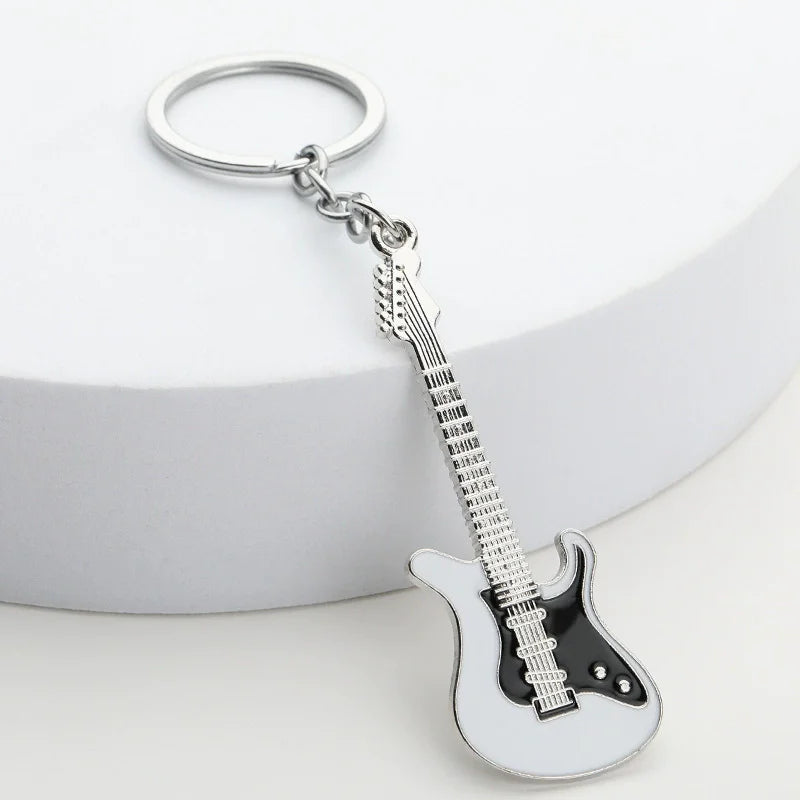 Metal Painted Guitar Keychain – Creative Instrument Pendant Gift